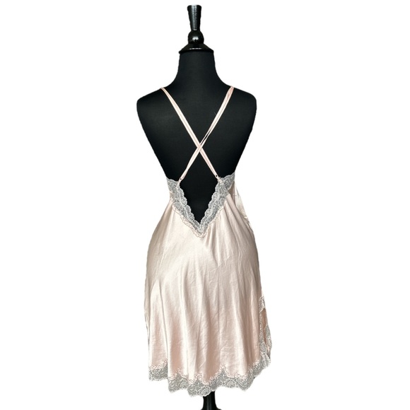 Victoria’s Secret Lace Top Satin Slip - Picture 2 of 9